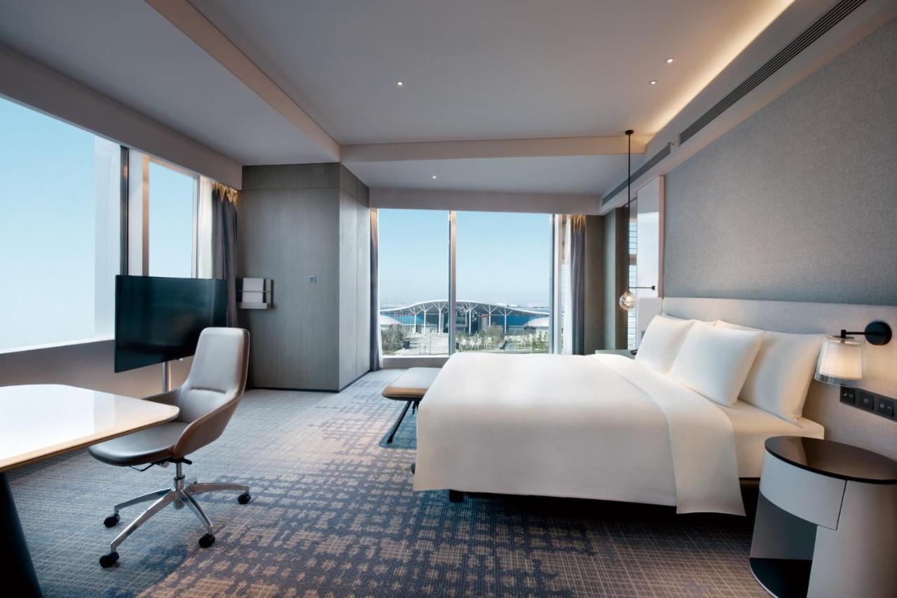 Crowne Plaza Shenzhen World Exhibition And Convention Center, An Ihg Hotel Εξωτερικό φωτογραφία